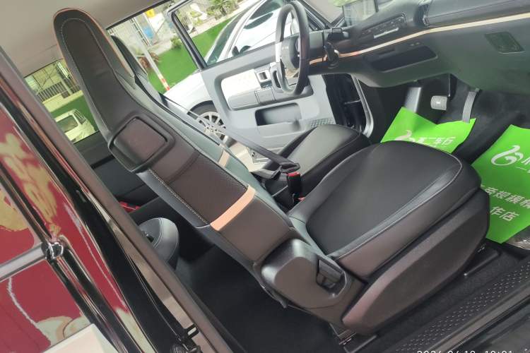 Used Baojun KiWi EV 2021 Artist Model Lithium Iron Phosphate Right Front Seat