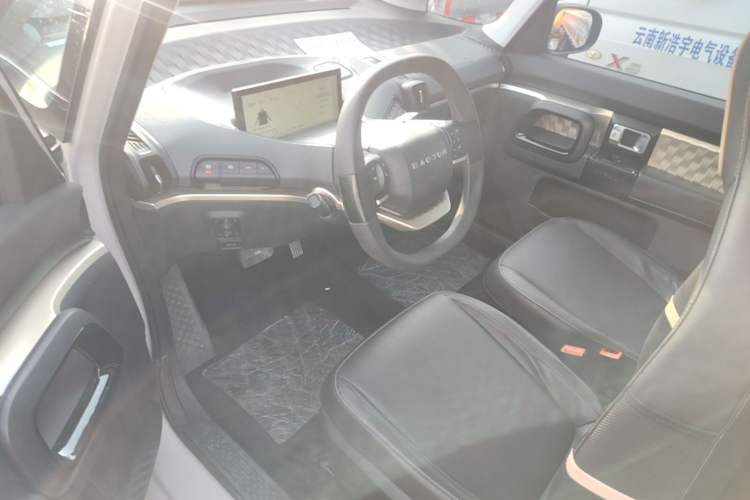 Used Baojun KiWi EV 2021 Artist Model Ternary Lithium Driver Seat