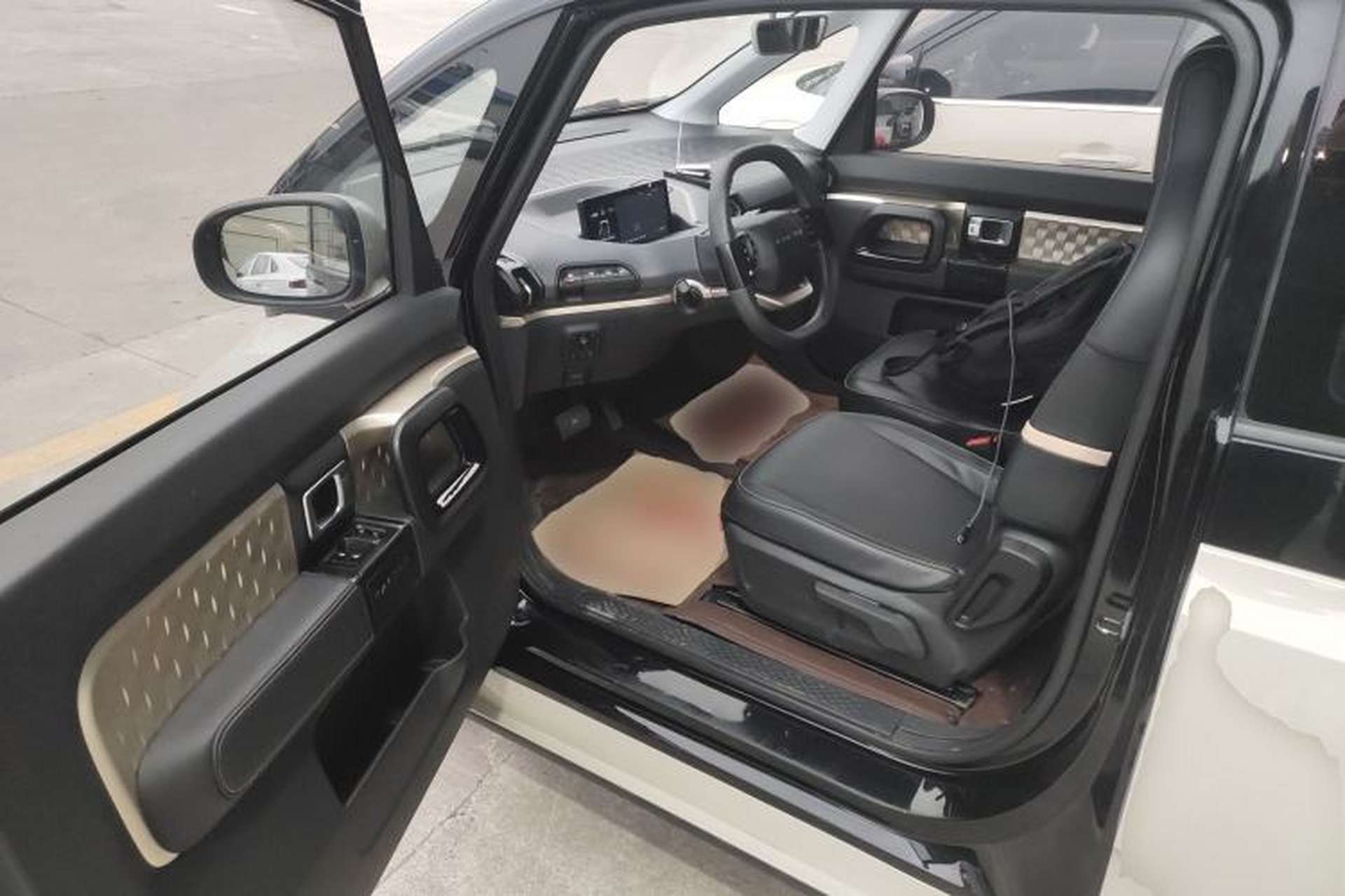 Used Baojun KiWi EV 2021 Artist Model Lithium Iron Phosphate Driver Seat