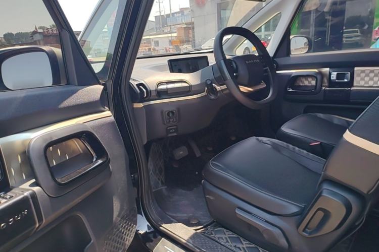 Used Baojun KiWi EV 2021 Artist Model Ternary Lithium Driver Seat