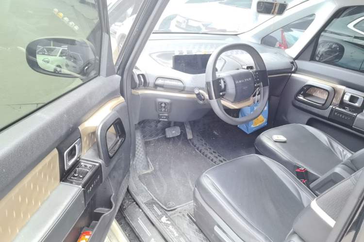 Used Baojun KiWi EV 2021 Artist Model Ternary Lithium Driver Seat