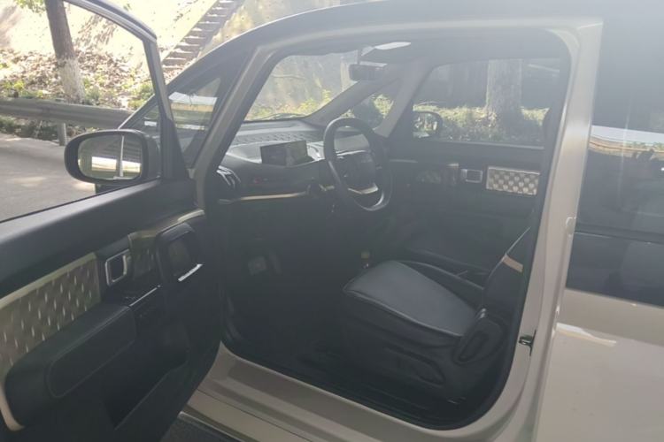 Used Baojun KiWi EV 2021 Designer Ternary Lithium Driver Seat