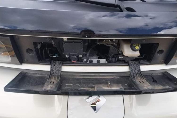 Used Baojun KiWi EV 2021 Artist Model Lithium Iron Phosphate Engine Bay