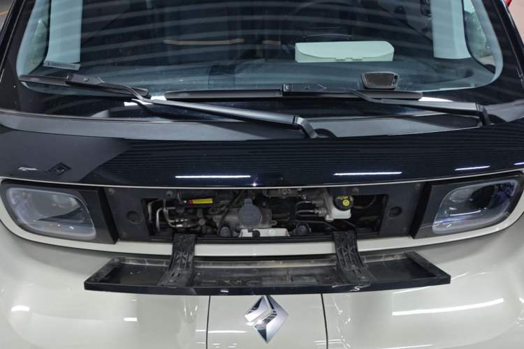 Used Baojun KiWi EV 2021 Artist Model Ternary Lithium Engine Bay