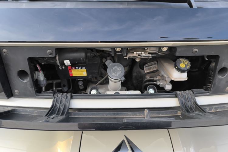 Used Baojun KiWi EV 2021 Artist Model Ternary Lithium Engine Bay