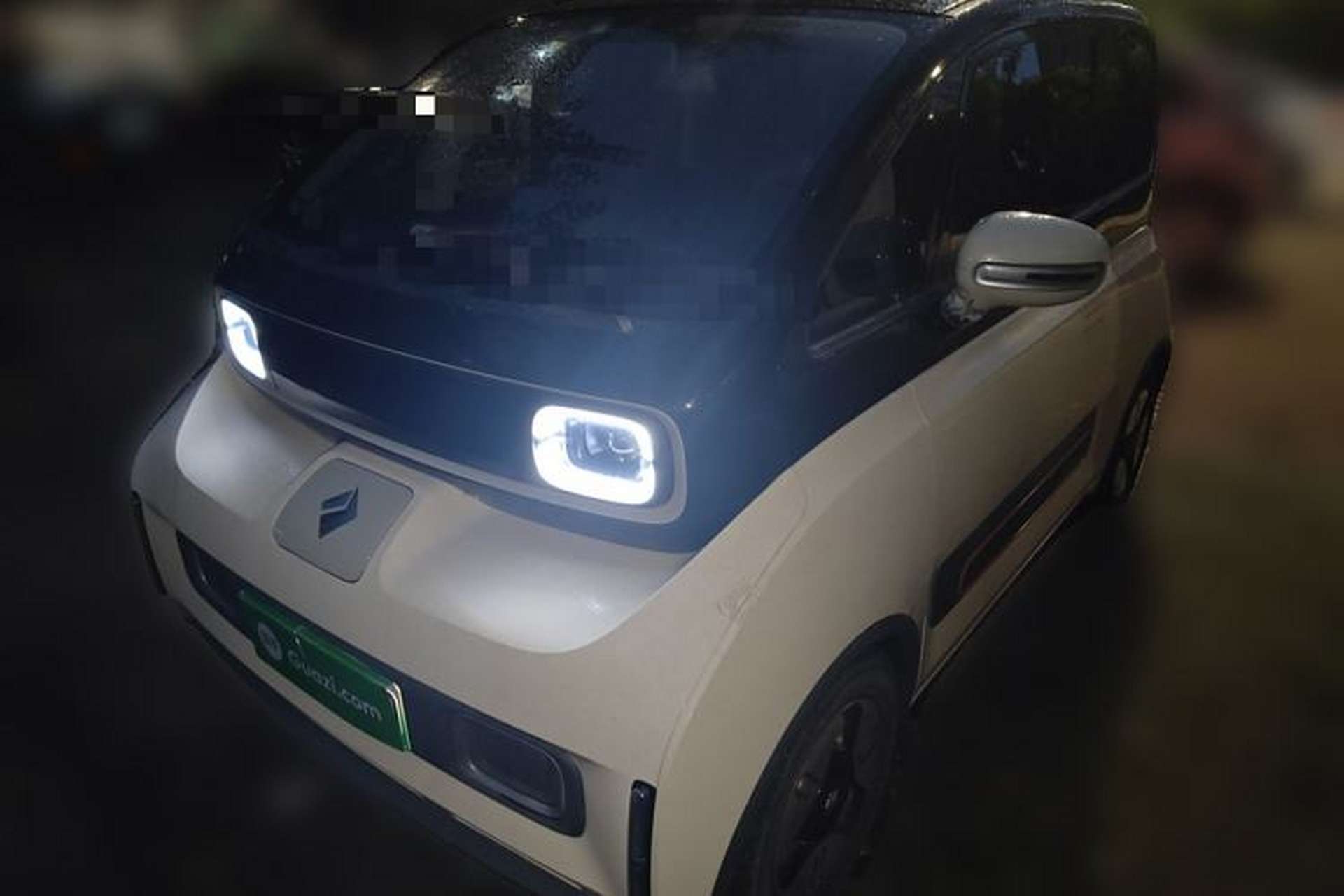 Used Baojun KiWi EV 2021 Artist Model Lithium Iron Phosphate Front Left 45 Deg