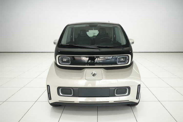 Used Baojun KiWi EV 2021 Artist Model Ternary Lithium Front