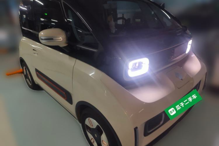 Used Baojun KiWi EV 2021 Artist Model Lithium Iron Phosphate Front Right 45 Deg