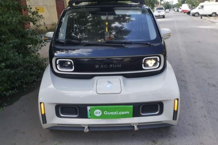 Used Baojun KiWi EV 2021 Artist Model Ternary Lithium Front