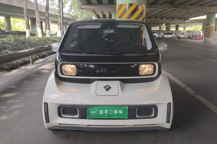 Used Baojun KiWi EV 2021 Designer Ternary Lithium Front