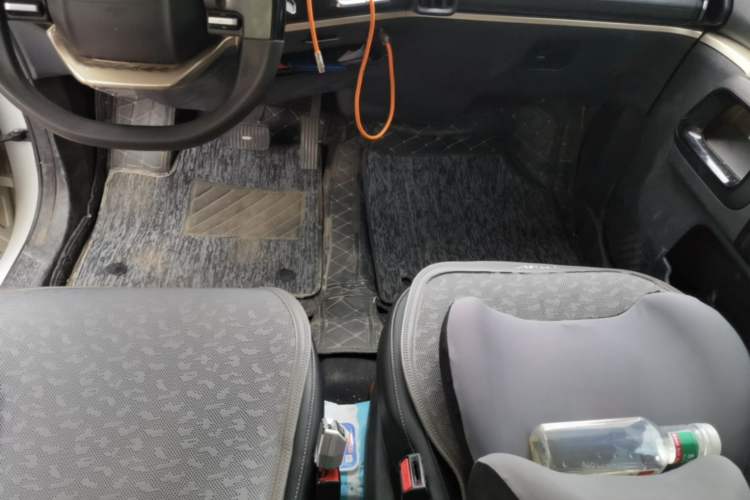 Used Baojun KiWi EV 2021 Artist Model Ternary Lithium Gear Lever