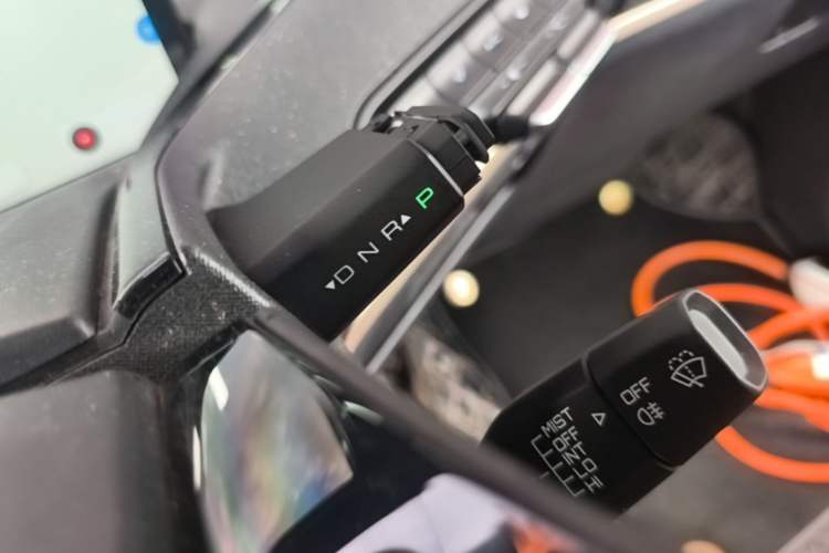 Used Baojun KiWi EV 2021 Artist Model Ternary Lithium Gear Lever