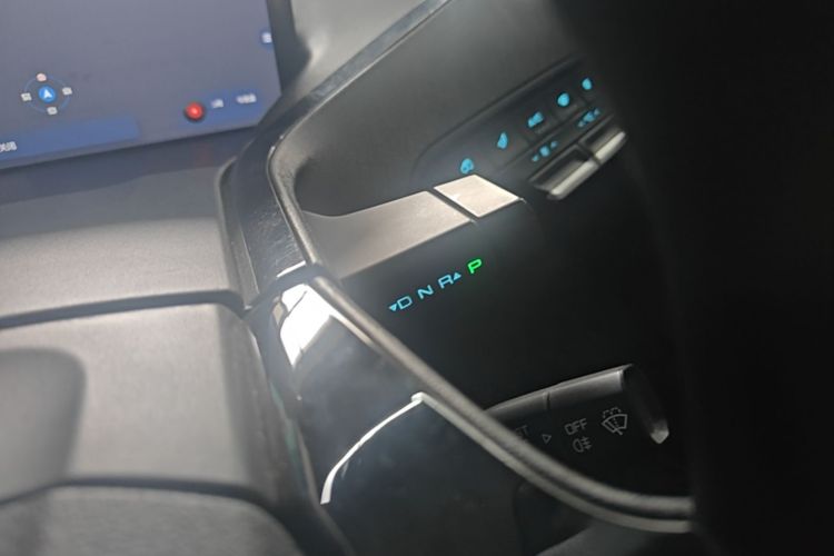 Used Baojun KiWi EV 2021 Artist Model Lithium Iron Phosphate Gear Lever
