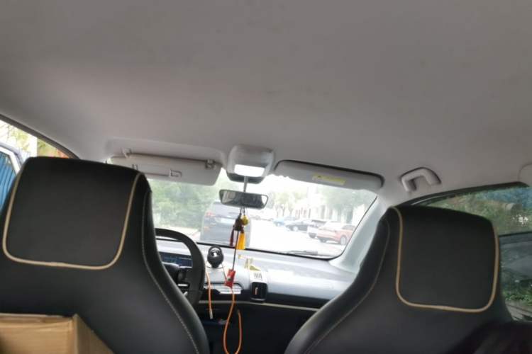 Used Baojun KiWi EV 2021 Artist Model Ternary Lithium Headliner
