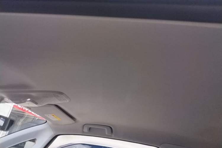 Used Baojun KiWi EV 2021 Artist Model Lithium Iron Phosphate Headliner