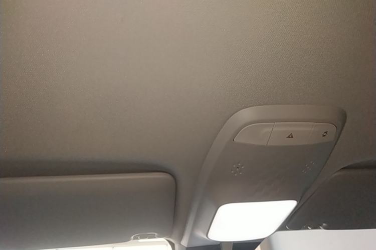 Used Baojun KiWi EV 2021 Artist Model Ternary Lithium Headliner