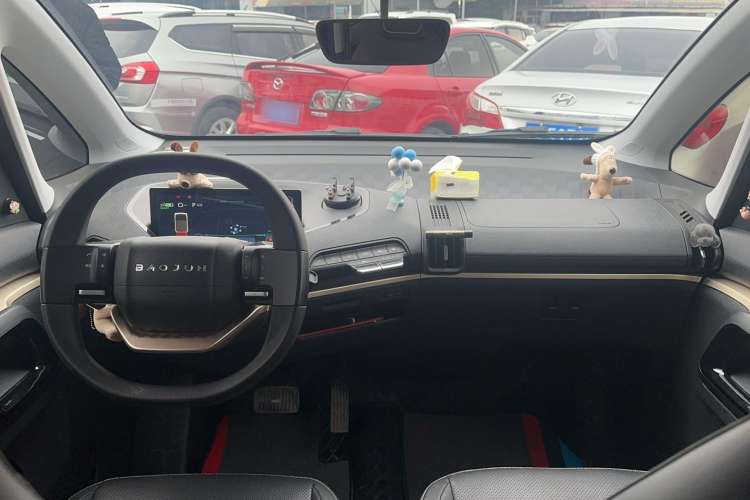 Used Baojun KiWi EV 2021 Artist Model Lithium Iron Phosphate Interior 3