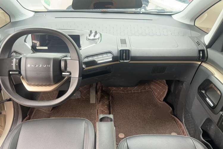 Used Baojun KiWi EV 2021 Designer Lithium Iron Phosphate Interior 3