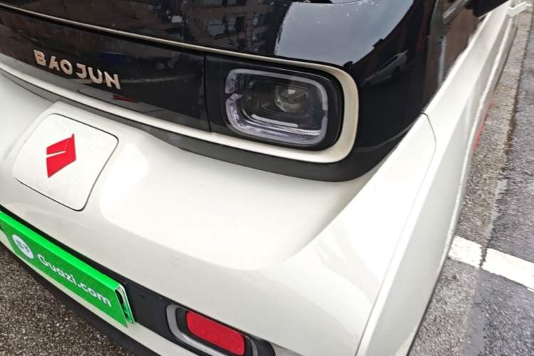 Used Baojun KiWi EV 2021 Artist Model Lithium Iron Phosphate Left Front Headlight