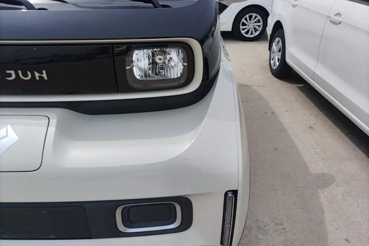 Used Baojun KiWi EV 2021 Designer Ternary Lithium Left Front Headlight