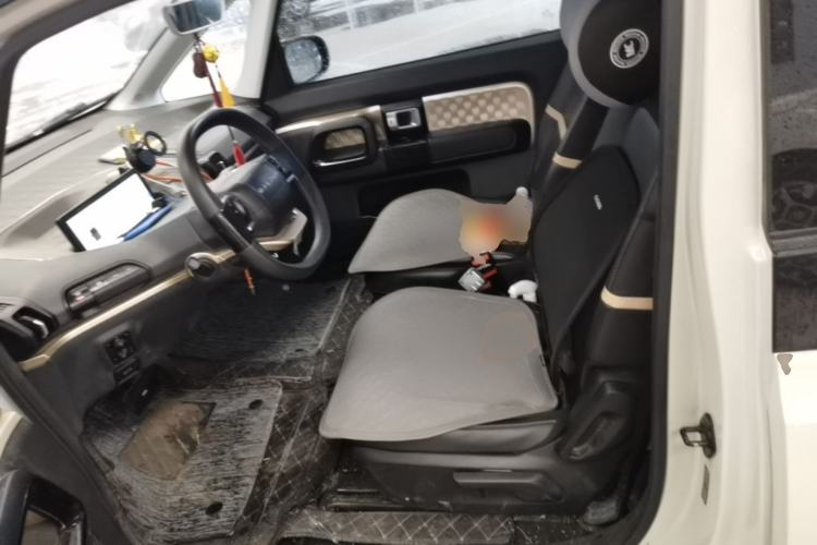 Used Baojun KiWi EV 2021 Artist Model Ternary Lithium Left Front Seat