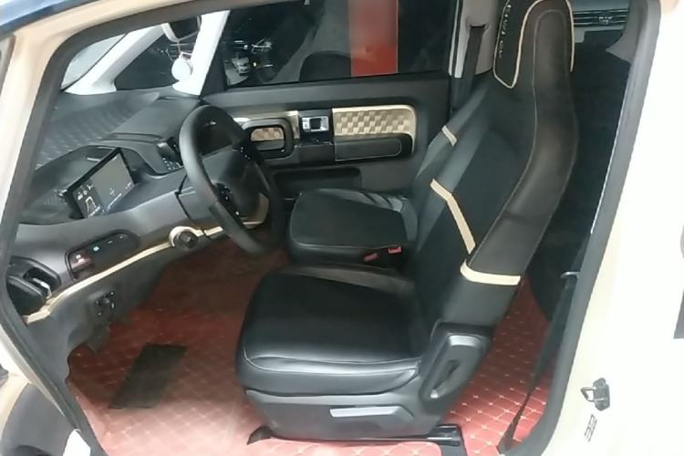 Used Baojun KiWi EV 2021 Artist Model Ternary Lithium Left Front Seat