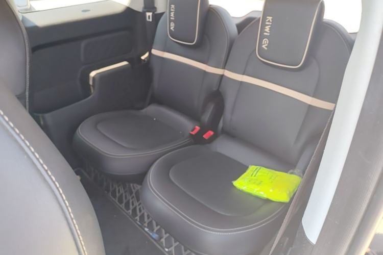 Used Baojun KiWi EV 2021 Artist Model Ternary Lithium Left Rear Seat