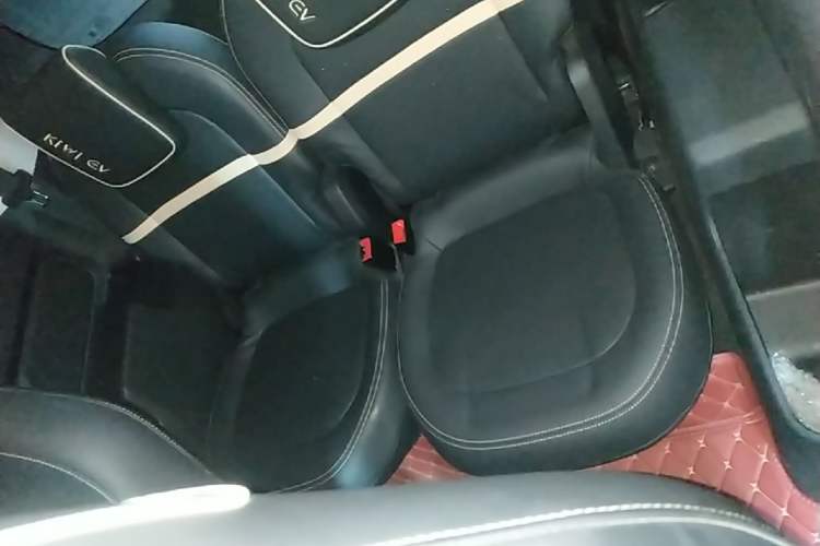 Used Baojun KiWi EV 2021 Artist Model Ternary Lithium Left Rear Seat