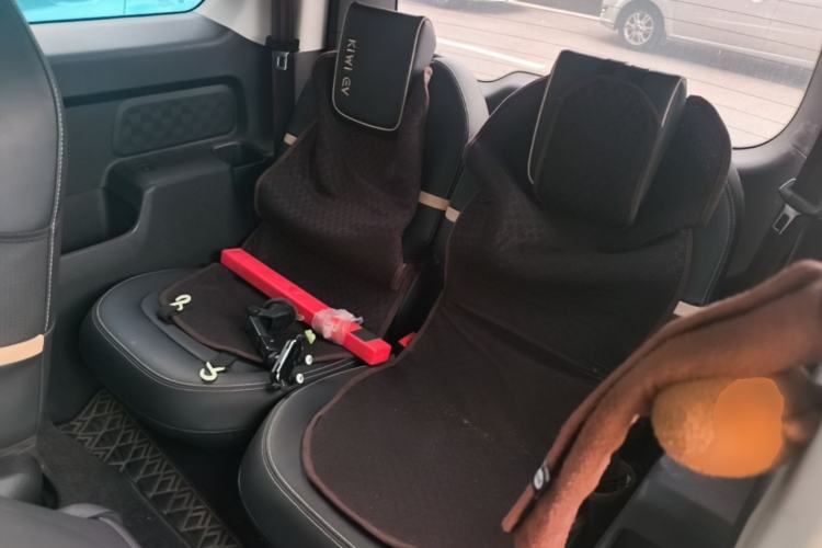 Used Baojun KiWi EV 2021 Artist Model Ternary Lithium Left Rear Seat