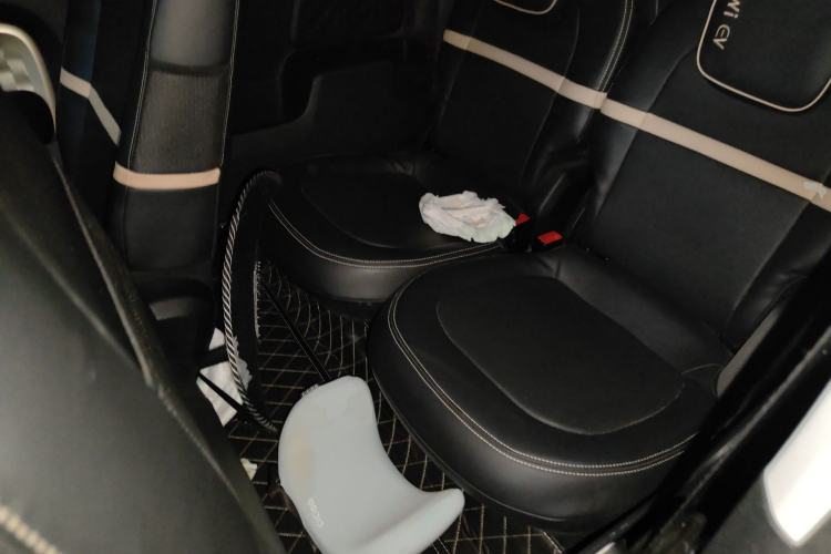 Used Baojun KiWi EV 2021 Artist Model Ternary Lithium Left Rear Seat