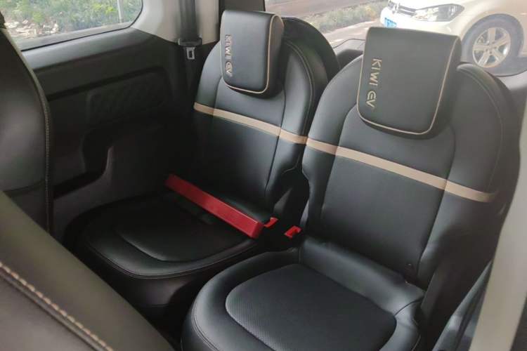 Used Baojun KiWi EV 2021 Designer Ternary Lithium Left Rear Seat