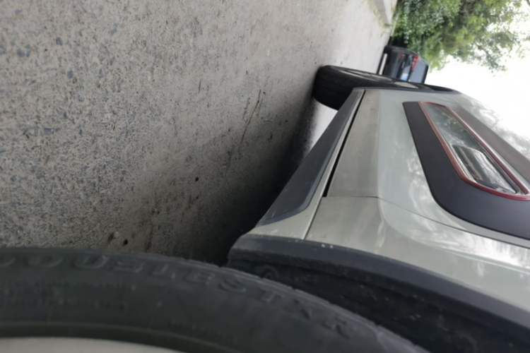 Used Baojun KiWi EV 2021 Artist Model Ternary Lithium Left Side Sill
