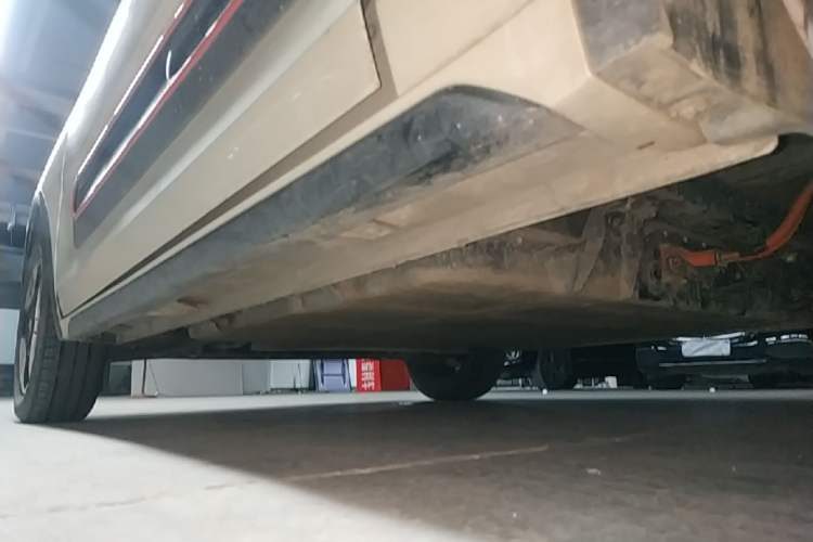 Used Baojun KiWi EV 2021 Artist Model Ternary Lithium Left Side Sill