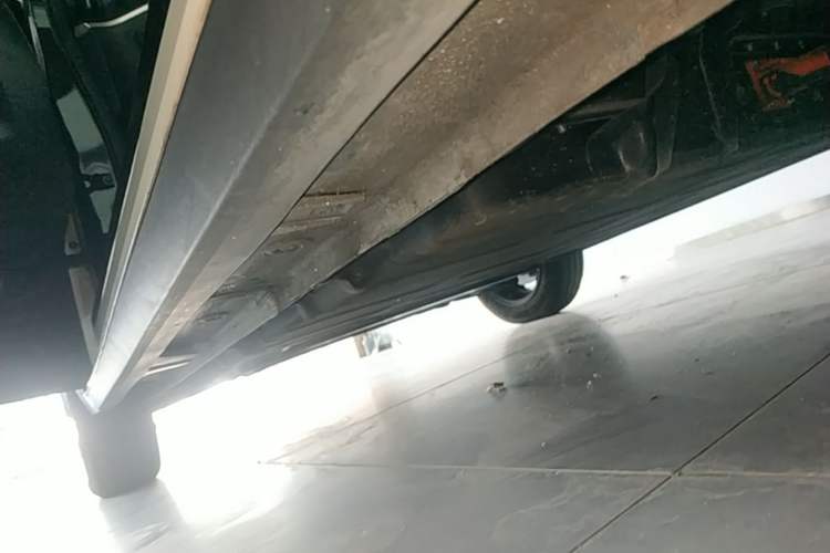 Used Baojun KiWi EV 2021 Artist Model Ternary Lithium Left Side Sill