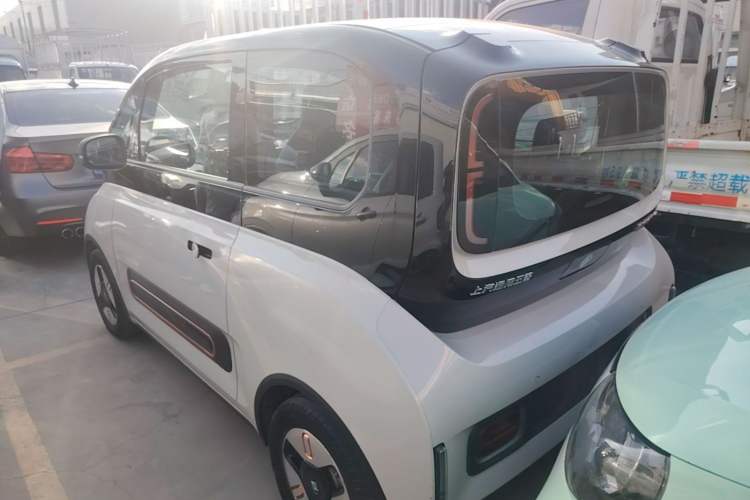 Used Baojun KiWi EV 2021 Artist Model Ternary Lithium Rear Left 45 Deg