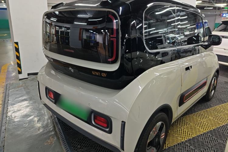 Used Baojun KiWi EV 2021 Artist Model Ternary Lithium Rear Right 45 Deg