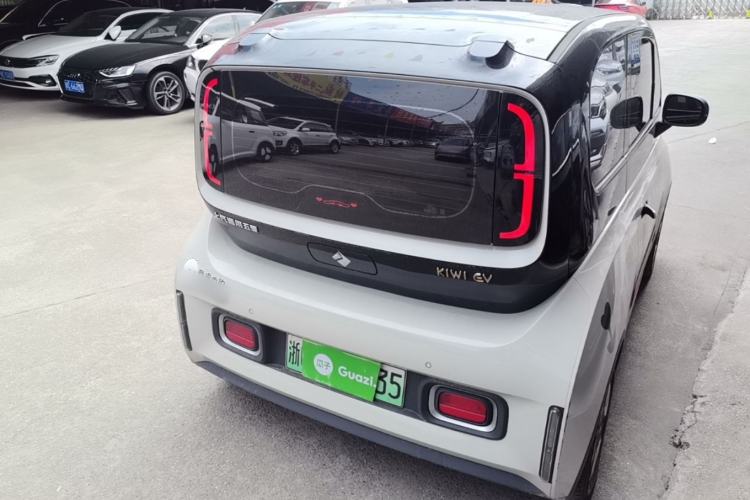 Used Baojun KiWi EV 2021 Artist Model Ternary Lithium Rear Right 45 Deg