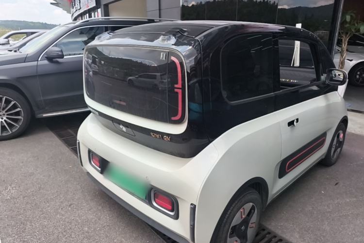 Used Baojun KiWi EV 2021 Artist Model Ternary Lithium Rear Right 45 Deg