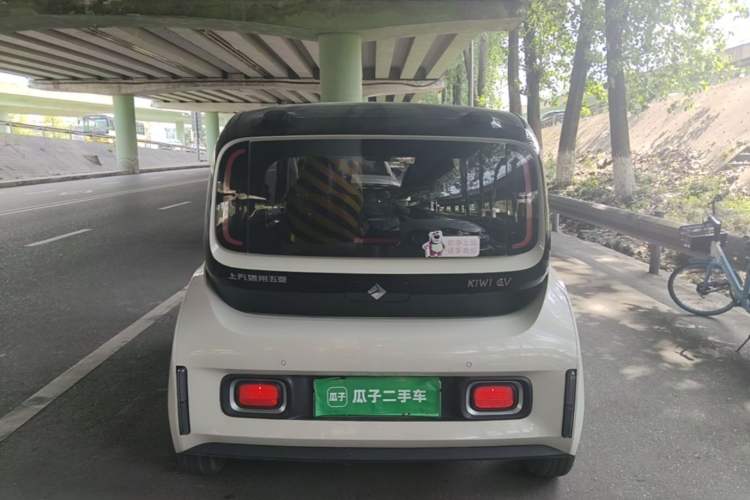 Used Baojun KiWi EV 2021 Designer Ternary Lithium Rear