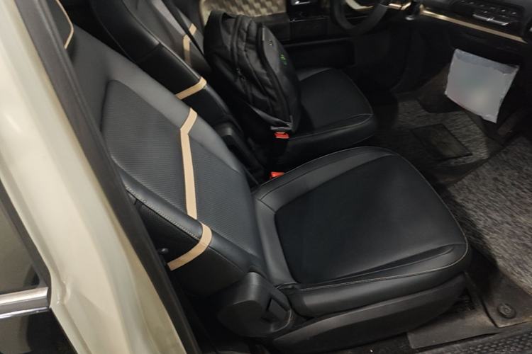Used Baojun KiWi EV 2021 Artist Model Ternary Lithium Right Front Seat