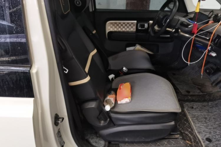 Used Baojun KiWi EV 2021 Artist Model Ternary Lithium Right Front Seat