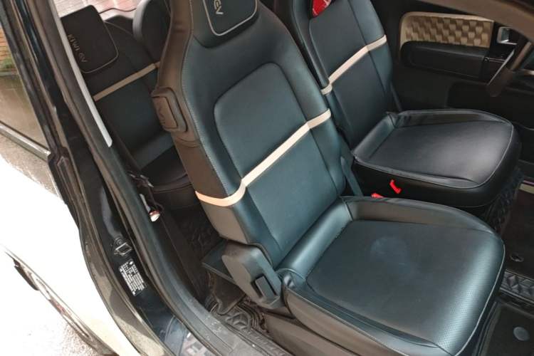 Used Baojun KiWi EV 2021 Artist Model Lithium Iron Phosphate Right Front Seat