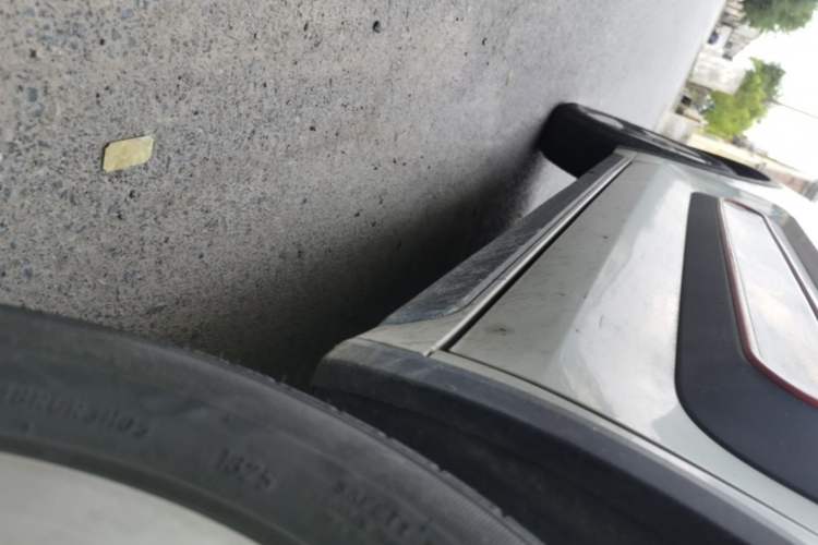 Used Baojun KiWi EV 2021 Artist Model Ternary Lithium Right Side Sill