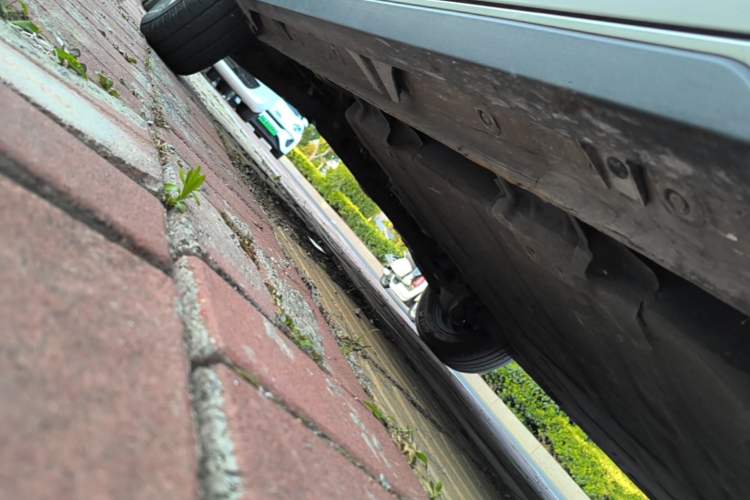 Used Baojun KiWi EV 2021 Artist Model Ternary Lithium Right Side Sill