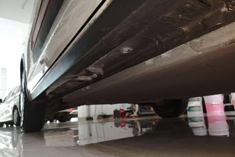 Used Baojun KiWi EV 2021 Artist Model Lithium Iron Phosphate Right Side Sill