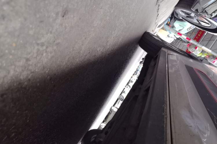 Used Baojun KiWi EV 2021 Artist Model Ternary Lithium Right Side Sill