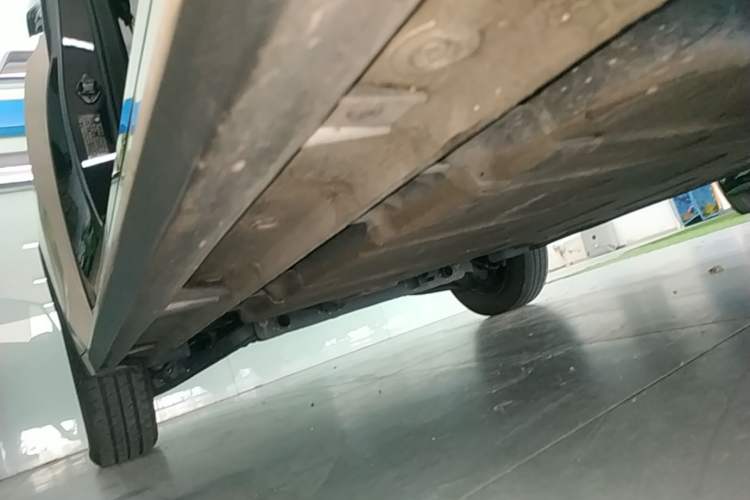 Used Baojun KiWi EV 2021 Artist Model Ternary Lithium Right Side Sill