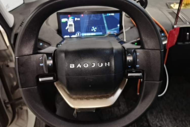 Used Baojun KiWi EV 2021 Artist Model Ternary Lithium Steering Wheel