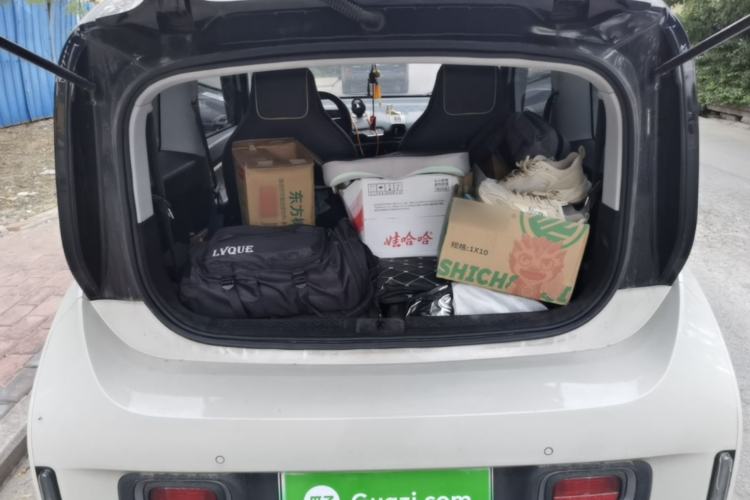 Used Baojun KiWi EV 2021 Artist Model Ternary Lithium Trunk