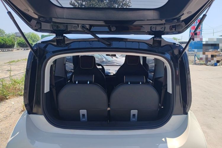 Used Baojun KiWi EV 2021 Artist Model Ternary Lithium Trunk